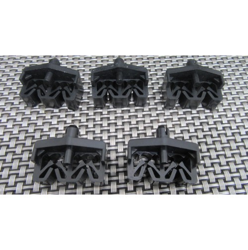 7701002196 KIT 5 PZ CLIP PASSACAVI DOPPIO NERO PER RENAULT 19 - CHAMADE - R21...