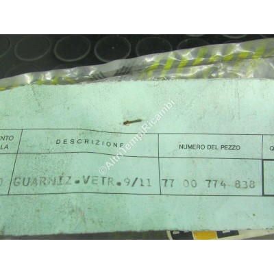 GUARNIZIONE VETRO RENAULT R9 - R11 7700774838-0