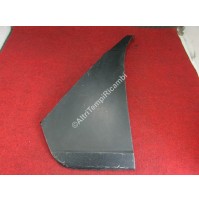 RIVESTIMENTO PANNELLO TRA PARAFANGO E SPORTELLO ANTERIORE SX RENAULT R4