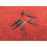 RIVETTO TASSELLO PASSARUOTA RENAULT 7703072144